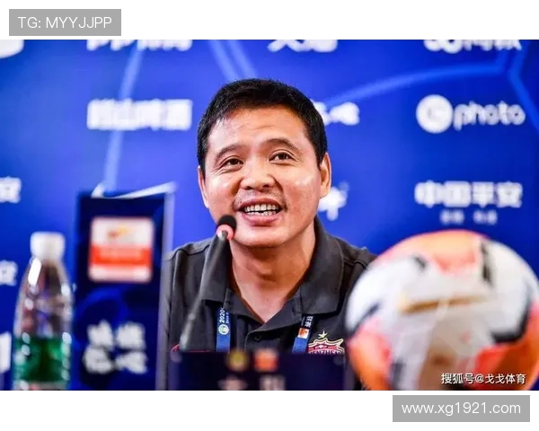 佛山南狮官宣：中国版马拉多纳张效瑞正式挂帅